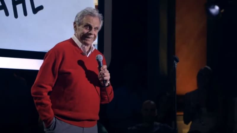 L'humoriste Mort Sahl en 2015