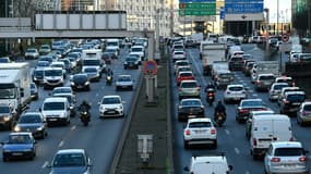Véhicules sur le périphérique parisien, le 20 décembre 2019