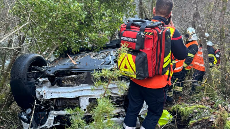 Intervention des pompiers après un accident de la route à Lantosque