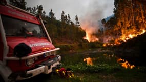 Le feu de forêt a fait au moins 25 morts. Et le bilan pourrait s'alourdir.