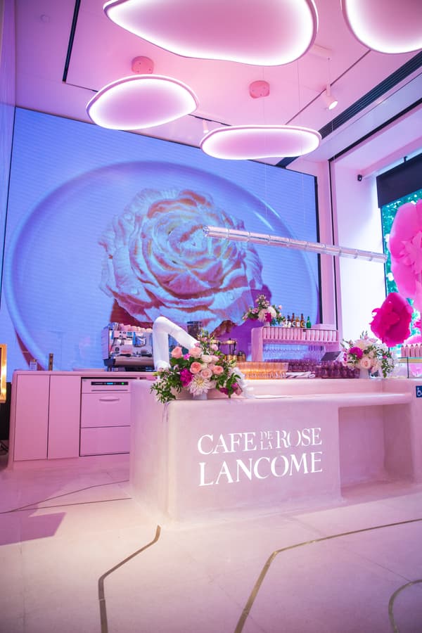 Le Café de la Rose par Lancôme 