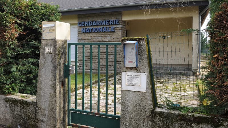 La gendarmerie de Caylar, dans l'Hérault, où les trois jihadistes présumés se sont rendus mercredi.