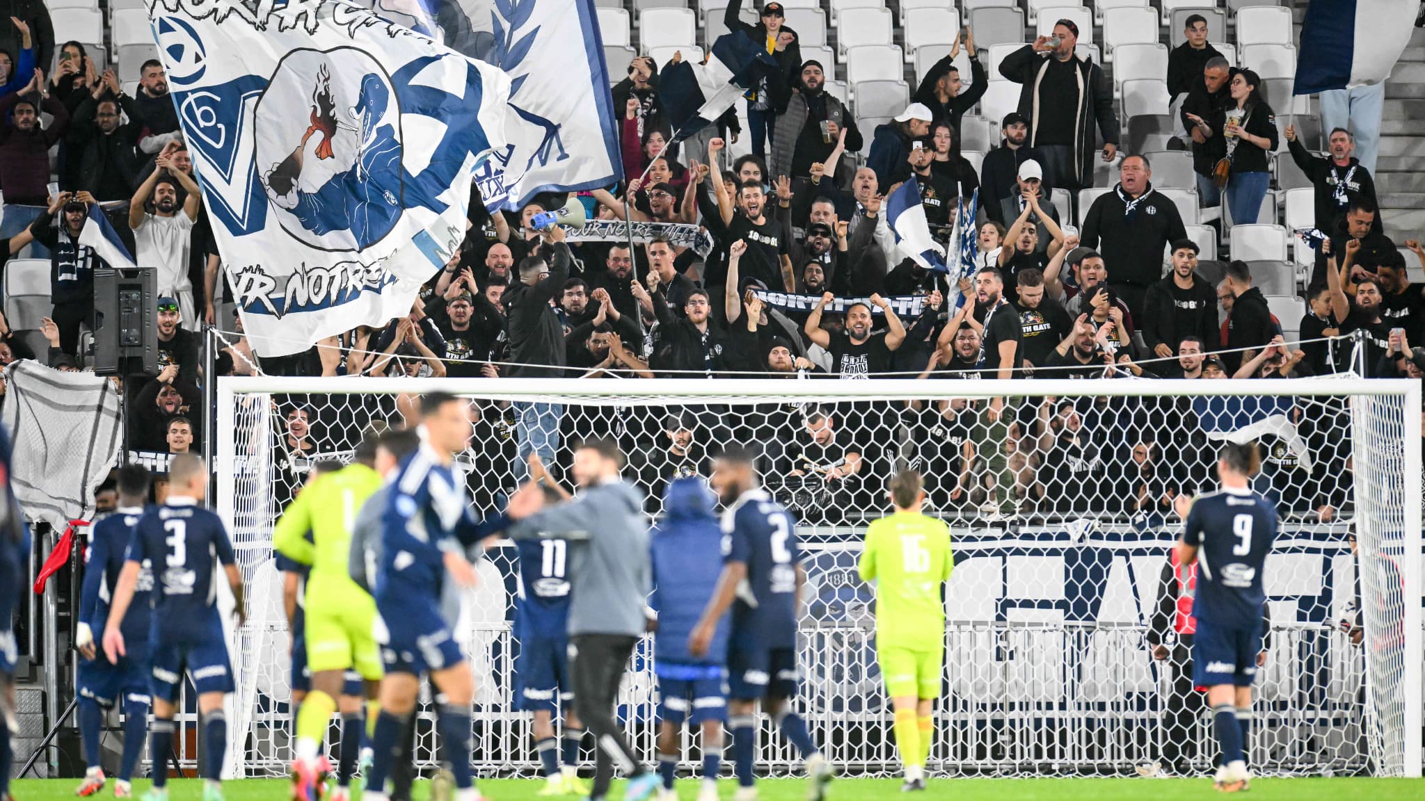 de nouveaux affrontements entre groupes de supporters avant un match de N2