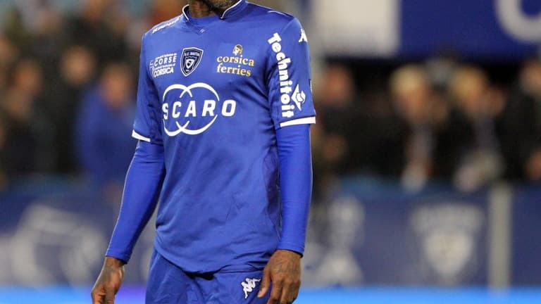 Djibril Cissé sous le maillot de Bastia