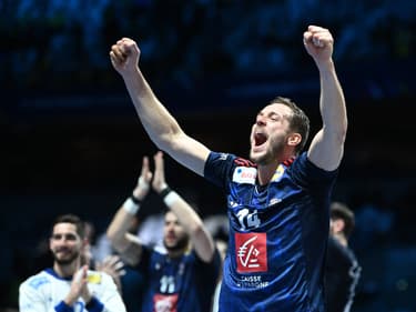 Kentin Mahé après la victoire des Bleus face à la Suède en demi-finale du Mondial de handball, le 27 janvier 2023.