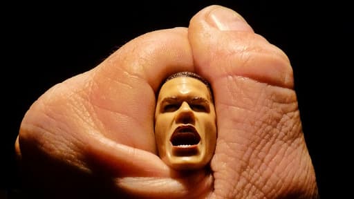 Stress, phobies, troubles du sommeil et cardiaques, sudation, les symptômes post-traumatiques handicapent lourdement la vie des personnes ayant subi un intense épisode de stress.