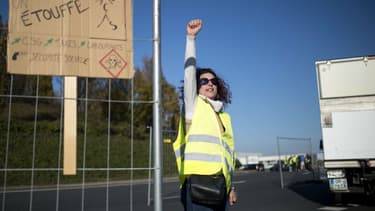 Une manifestante "gilets jaunes" le 18 novembre (PHOTO D'ILLUSTRATION)