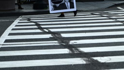 Des manifestants marchent contre le racisme dans les rues de Washington, le 6 juin 2020