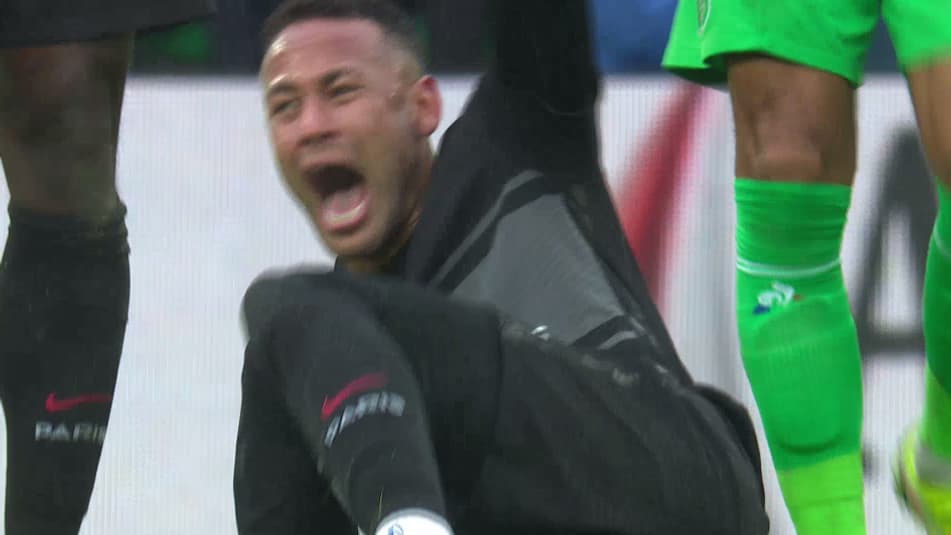 Neymar blessé contre Saint-Etienne Neymar blessé contre Saint-Etienne
