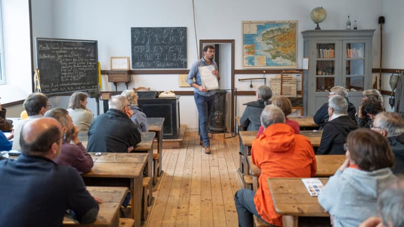 L'ancienne école rurale de Trégarvan (Finistère).