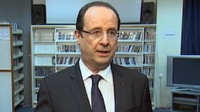 François Hollande interrogé en marge de son déplacement en Grèce, le 19 février 2013