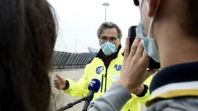 Patrick Goldstein, chef du Samu du Nord sur le tarmac de l'aéroport de Lesquin, le 10 novembre 2020 