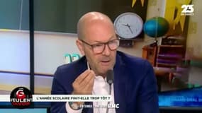 Pascal Perri : "On a des profs à barbiche !"