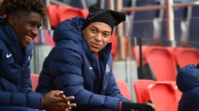 Kylian Mbappé sur le banc 