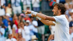 La joie d'Arthur Rinderknech après son exploit face à Alexander Zverev (7-6, 6-7, 6-3, 6-7, 6-4) au 1er tour de Wimbledon, le 1er juillet 2025