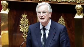 Le Premier ministre français Michel Barnier prononce un discours lors de la séance de vote du projet de loi sur la Sécurité sociale 2025 à l'Assemblée nationale, la chambre basse du Parlement français, à Paris, le 2 décembre 2024.