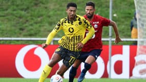 Duel entre Jobe Bellingham et Olivier Giroud lors du match amical Dortmund-Lille, 2 août 2025