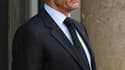 L'année qui s'éloigne a vu Nicolas Sarkozy conclure une phase délicate de son quinquennat avant de s'engager par un remaniement laborieux dans la voie semée d'embûches menant à la présidentielle de 2012. /Photo prise le 4 novembre 2010/REUTERS/Benoît Tess