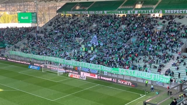 Des banderoles à Saint-Etienne.