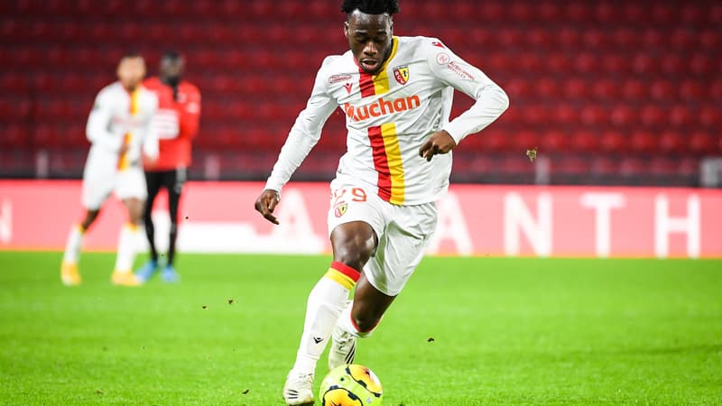 Lens
