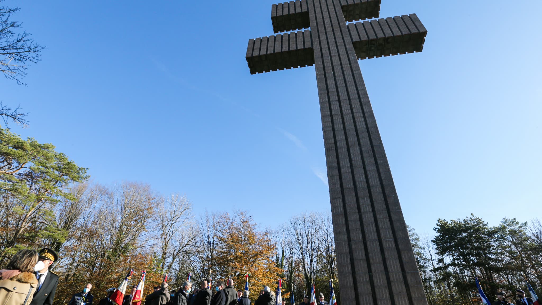 La croix de Lorraine de Colombey-les-Deux-Églises le 9 novembre 2021 La croix de Lorraine de Colombey-les-Deux-Églises le 9 novembre 2021