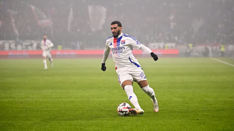 Le joueur de l'OL Saïd Benrahma au Groupama Stadium, 18 janvier 2025