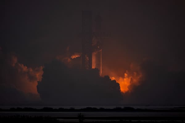  La fusée SpaceX Starship Flight 3 est lancée dans les installations de la base stellaire le 14 mars 2024 à Brownsville, au Texas.