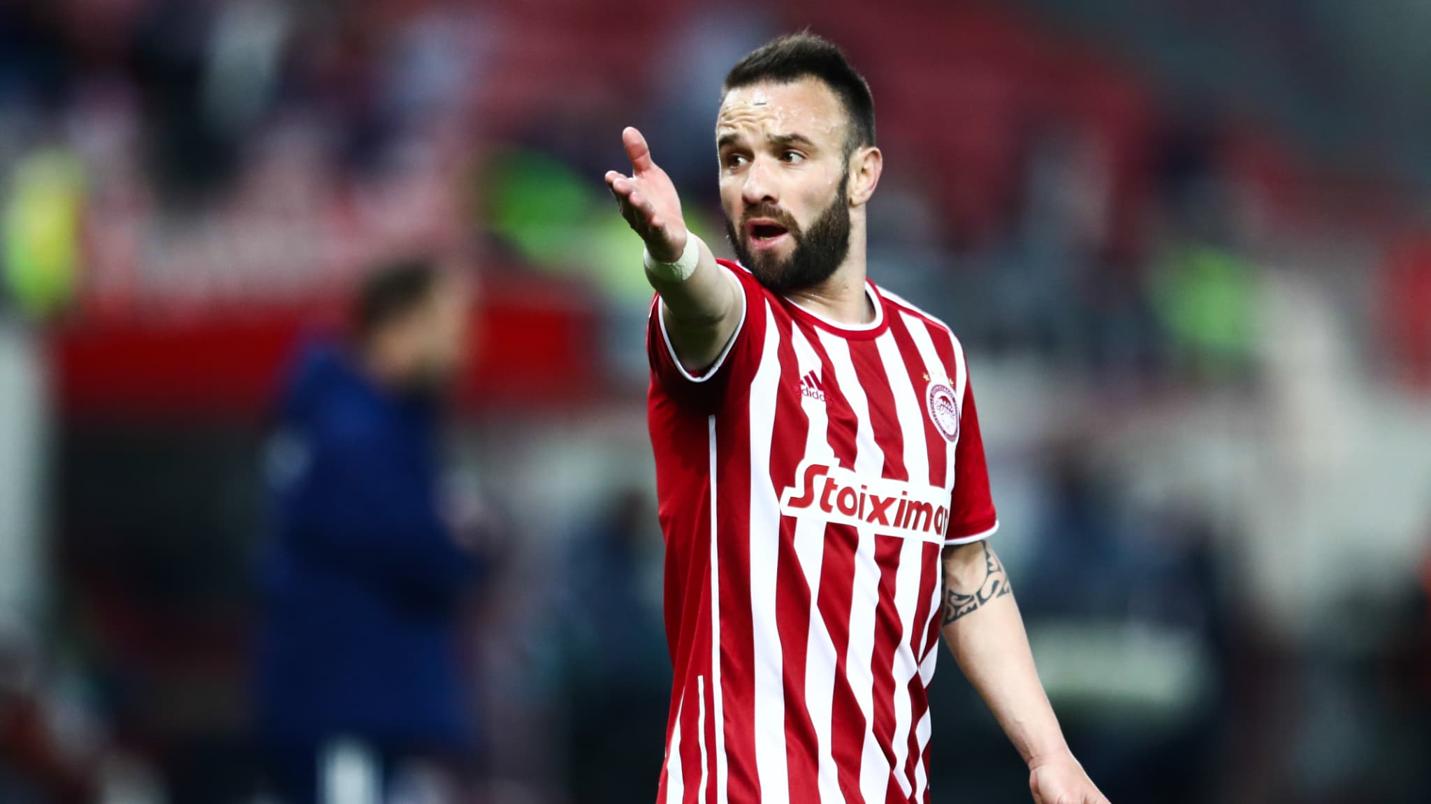 PLUS DE CONTACT AVEC BENZEMA, LA FIN DE SA CARRIÈRE EN ÉQUIPE DE FRANCE... LES VÉRITÉS DE VALBUENA SUR L'AFFAIRE DE LA "SEXTAPE"