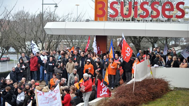 674 licenciements avait été annoncé au sein des 3 Suisses en février 2009, ce qui avait donné lieu à une manifestation le 24 février 2009 à Croix, au siège de l'entreprise.
