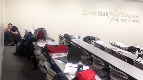 Le Lone Star college où s'est déroulée une fusillade, le 22 janvier 2013 près de Houston au Texas (USA)