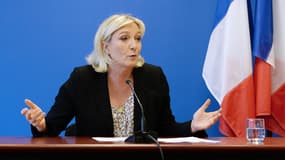 Marine Le Pen le 25 mars 2014 lors d'une conférence de presse à Nanterre.