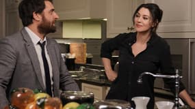 Grégory Montel (Gabriel Sarda) et Monica Bellucci dans son propre rôle, dans la 3e saison de Dix pour cent sur France 2.