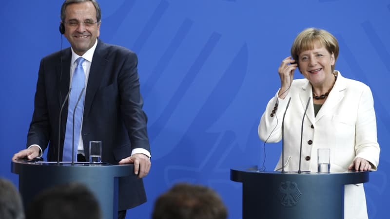Le Premier ministre grec Antonio Samaras et la chancelière allemande Angela Merkel lors d'une conférence de presse à Berlin, ce 23 septembre.