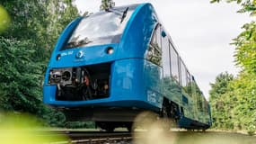 Avec un plein, les trains Coradia iLint d'Alstom auront une autonomie totale de 1 000 kilomètres, ce qui leur permettra de circuler sur le réseau durant toute une journée. 