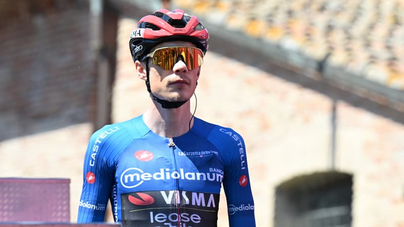 Jonas Vingegaard lors de la 9e etape du Tour d Italie le 17 mai 2026 2288287
