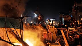 Des barricades sur la place de l'Indépendance, à Kiev, le 19 février.