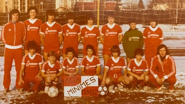 Minimes 82 Aix les Bains (Hervé Renard est 3e en partant de la gauche en haut) Minimes 82 Aix les Bains (Hervé Renard est 3e en partant de la gauche en haut)