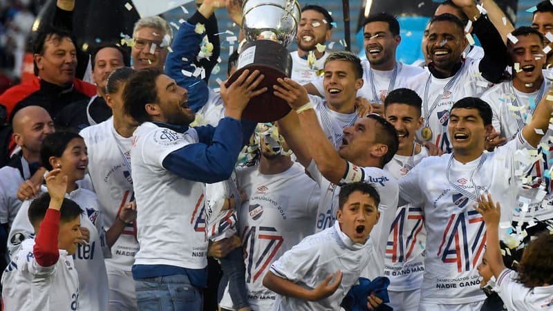 Les joueurs du Nacional ont été sacrés champions d'Uruguay dimanche