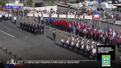 14 juillet : Sur le Vieux-Port, le public attend le défilé 
