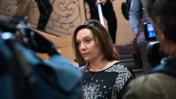 Agnès Maulard-Lelong, le mardi 24 septembre 2013, quittant le tribunal de Taarscon.