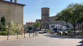 Dans le Rhône, Grigny a changé de nom et est devenue Grigny-sur-Rhône