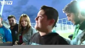 Espagne - Un enfant fond en larmes après avoir reçu un cadeau de Casillas