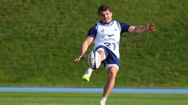 "Il va falloir attendre un peu": le grand retour d'Antoine Dupont à la compétition n'aura pas lieu samedi