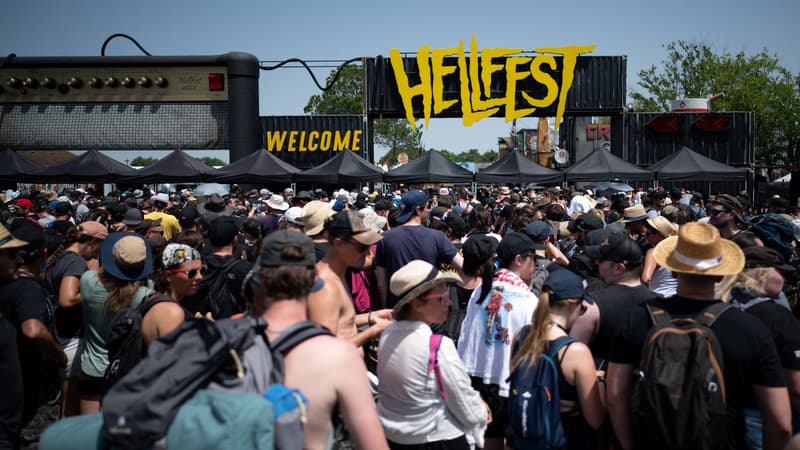 Regarder la vidéo Le Hellfest ouvre ses portes avec Metallica, Queens of the Stone Age et Foo Fighters