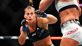 Kayla Harrison contre Holly Holm à l'UFC en avril 2024