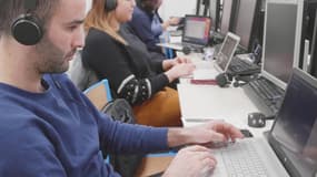 Une formation dédiée aux métiers de l’informatique pour entrer plus facilement dans la vie active © Village de l’Emploi