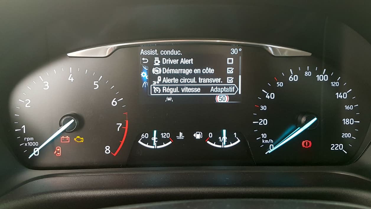 Pour une citadine, la Fiesta ne lésine pas sur les aides à la conduite. Pour une citadine, la Fiesta ne lésine pas sur les aides à la conduite.