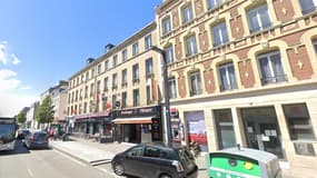 Les deux immeubles sont situés rue Aristide Briand au Havre.