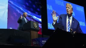 Donald Trump lors du congrès de la NRA à Dallas vendredi. 