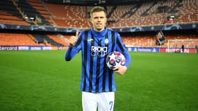 Josip Ilicic avec le ballon du match